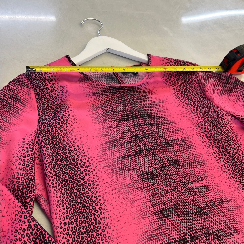Pink Patterned Women's Top - Picture 4 of 6